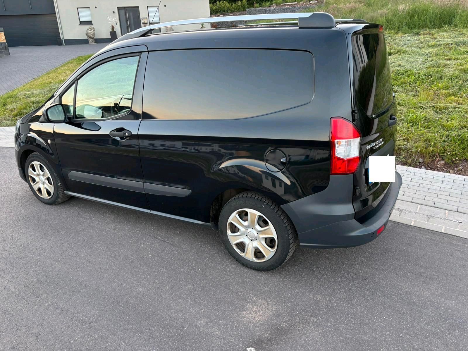 FORD Transit Courier