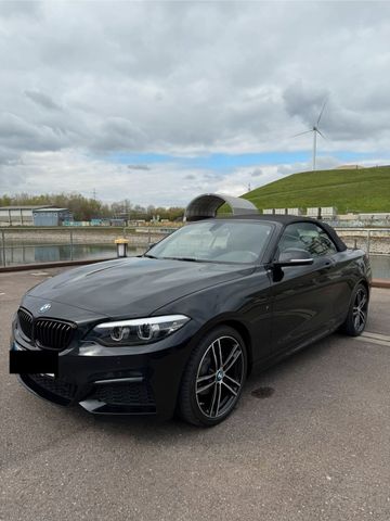 BMW BMW 218i Cabrio M-Sport