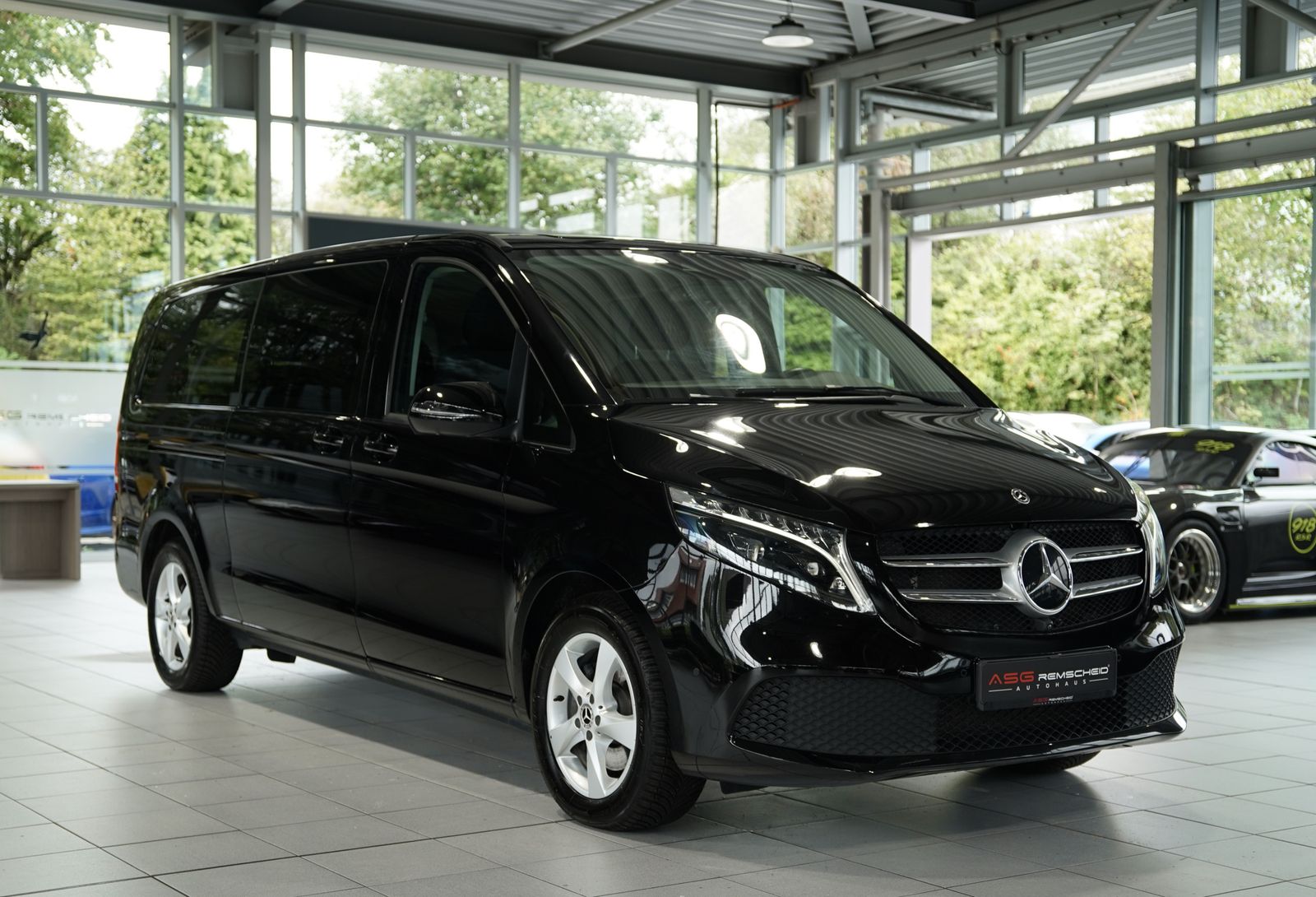 Mercedes Benz V 300