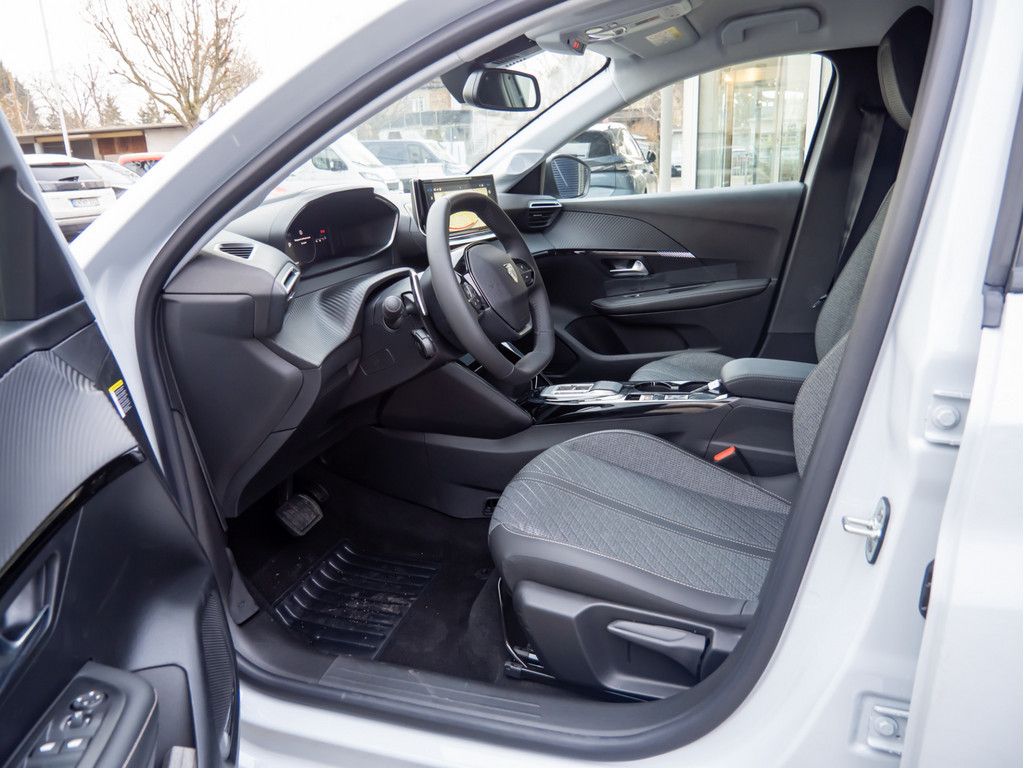 Peugeot 208 - Bild 2