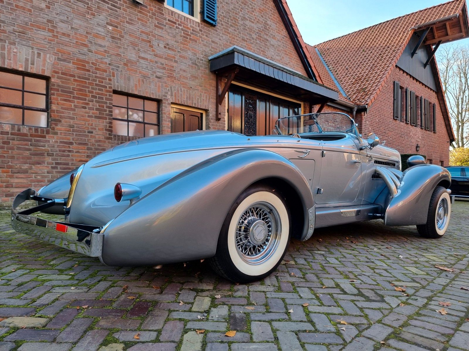 Fahrzeugabbildung Chevrolet Auburn Speedster/Unikat mit einmaligem Anhänger