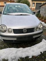 Volkswagen VW POLO BENZIN 1.2 - Volkswagen Polo aus 2004 mit Benzin-Antrieb: Kleinwagen, mit Klimaanlage, 1.2