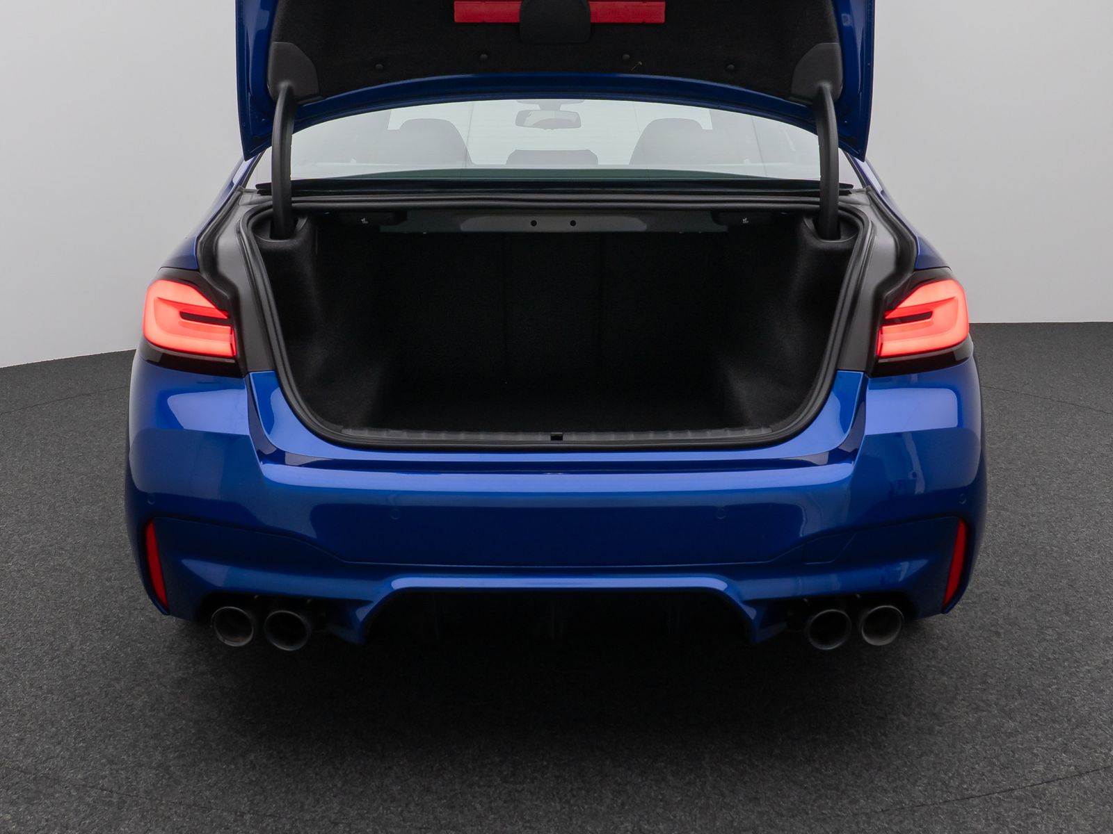 Fahrzeugabbildung BMW M5 Competition xD 360°HUD DAB B&W SoftCl Komfort