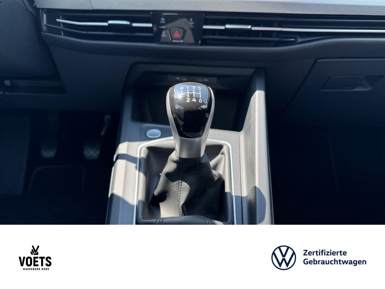 Volkswagen Golf VIII Lim.  1.0  TSI Life LED+NAVI+PDC