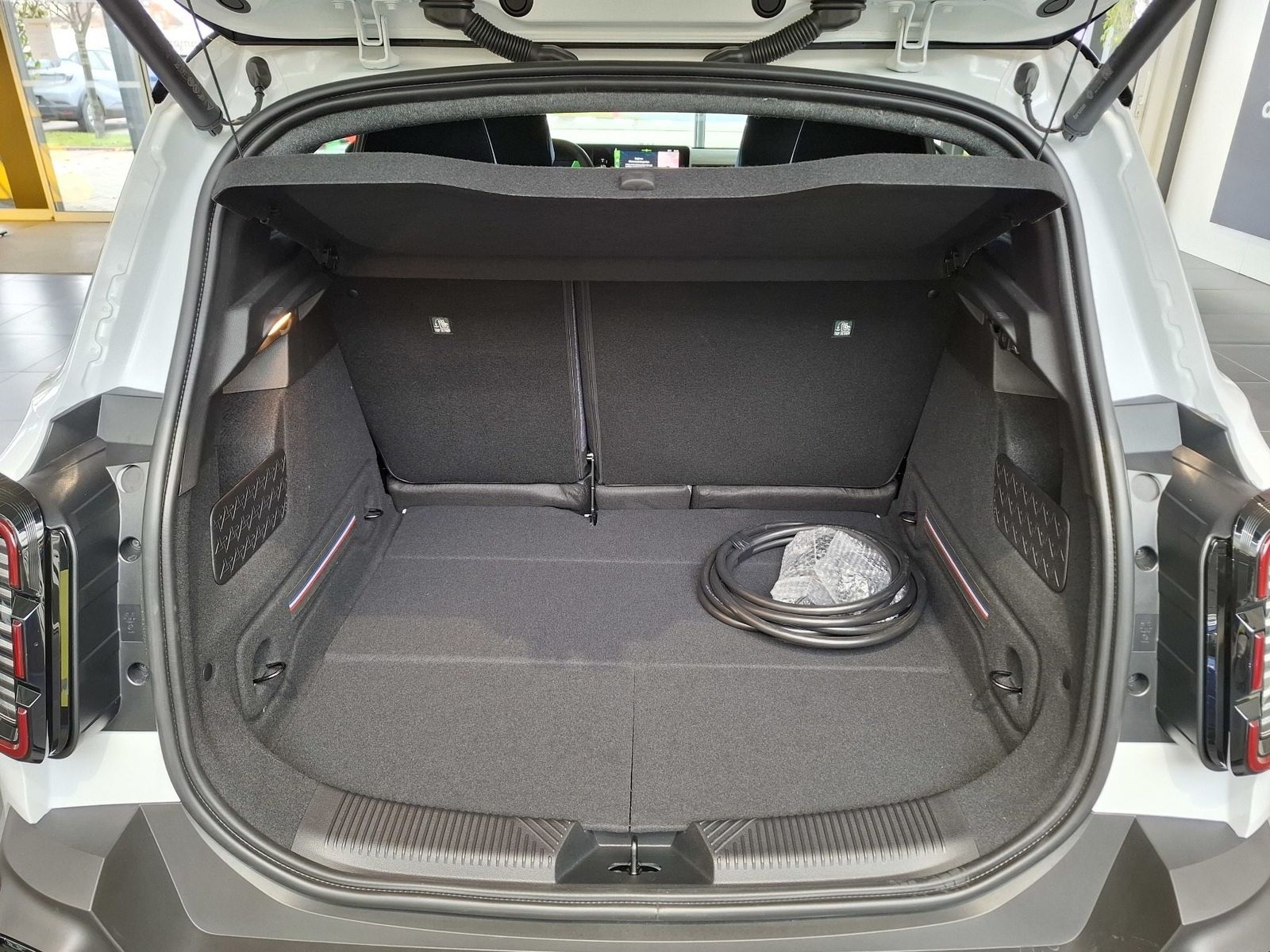 Renault R 4 - Bild 10