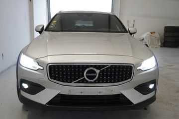 Volvo V60 Cross Country - 7