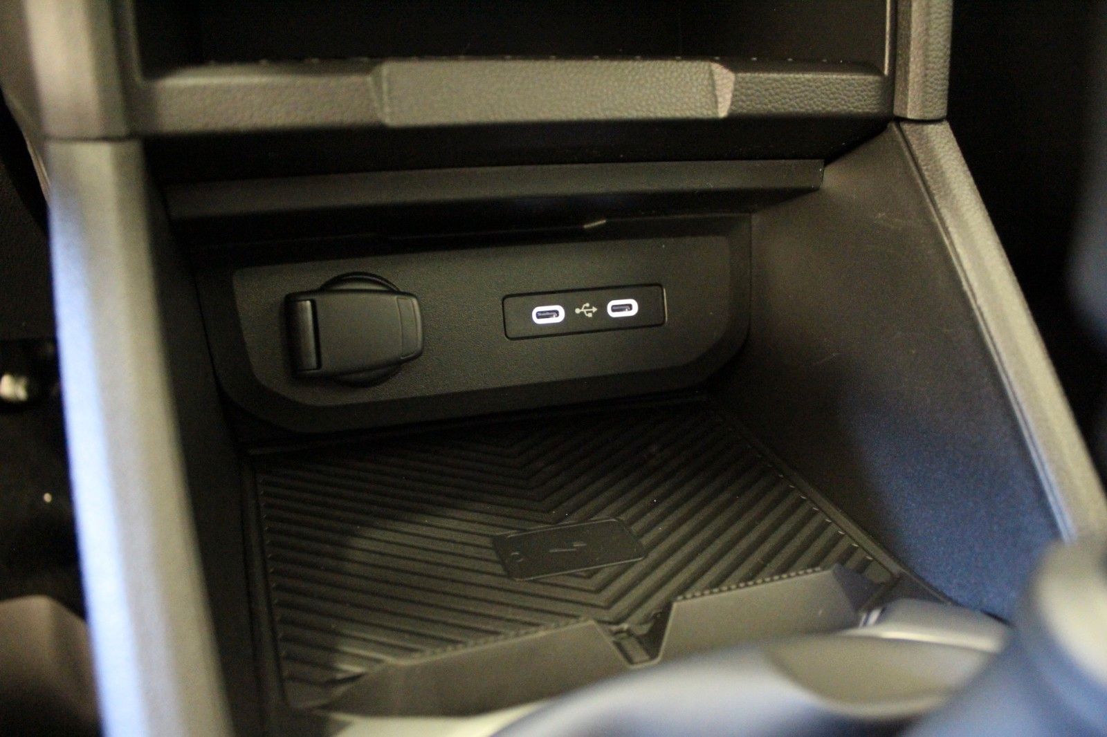 Fahrzeugabbildung Dacia Bigster mild hybrid-G 140 Extreme +Benzin/LPG