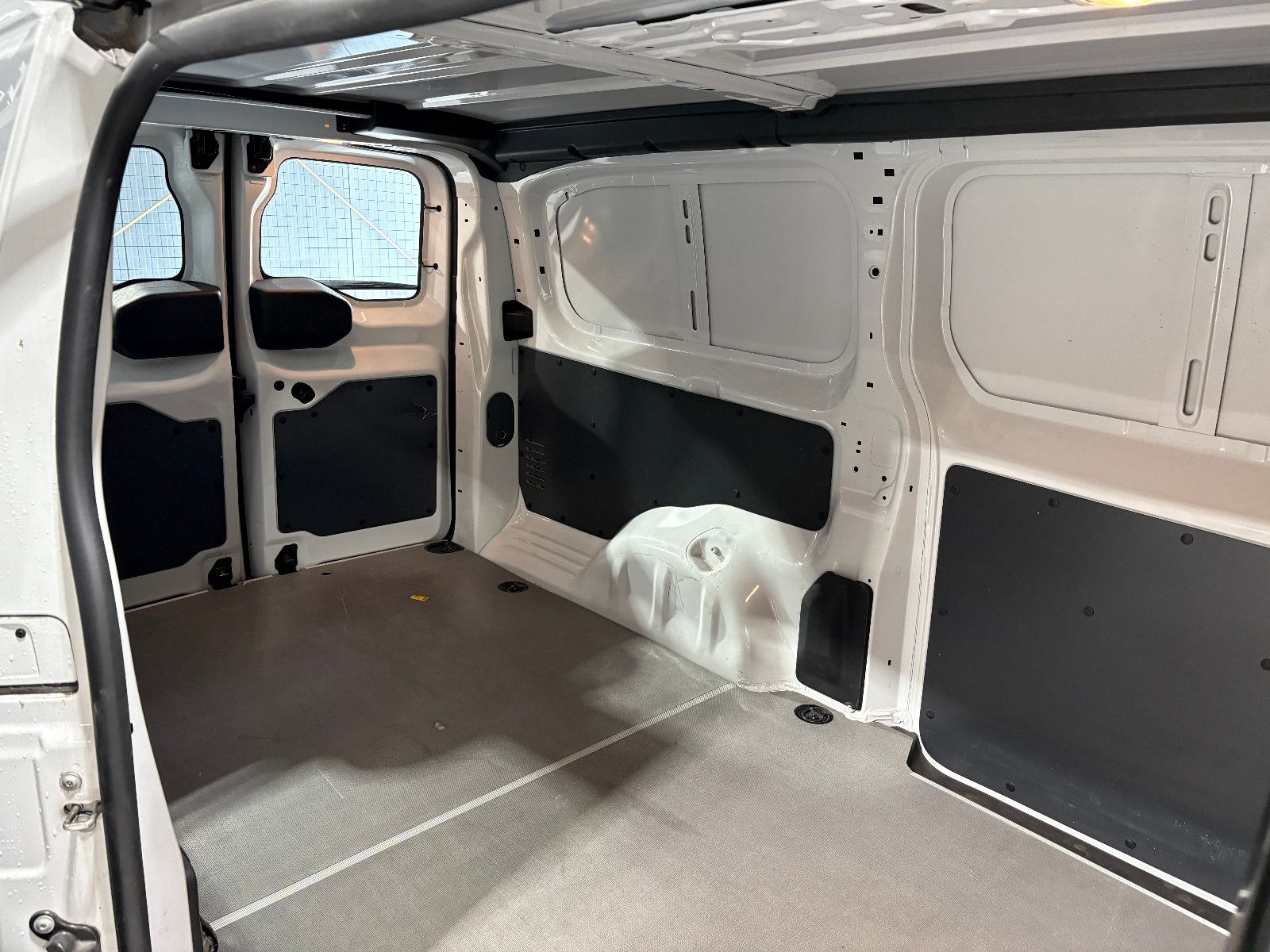 Fahrzeugabbildung Toyota Proace L2 Kasten Meister/360°/NAVI/APPLE/3-SITZ