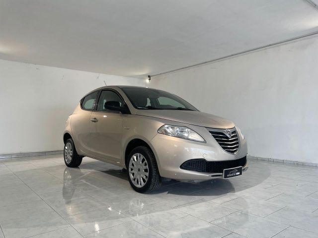 Lancia LANCIA YPSILON 2013 ECOCHIC 900 85 CV TWINAIR