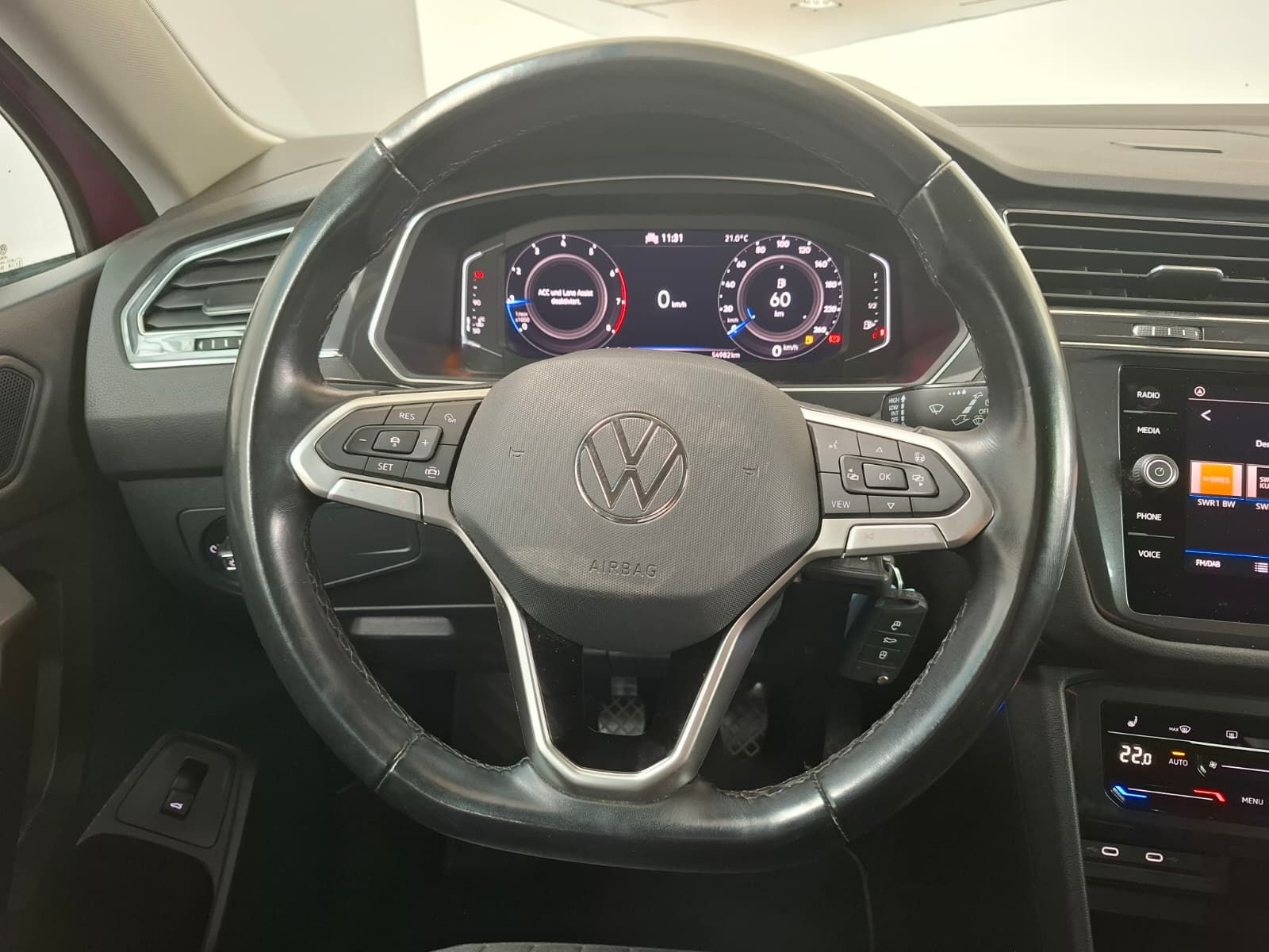 Fahrzeugabbildung Volkswagen Tiguan Allsp. Life 1.5 TSI +ACC+LED+AreaView+AHK
