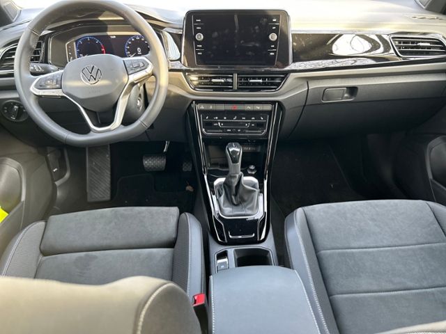 Fahrzeugabbildung Volkswagen T-Roc 2,0 TDI DSG BLACK STYLE KAMERA IQ DRIVE AH
