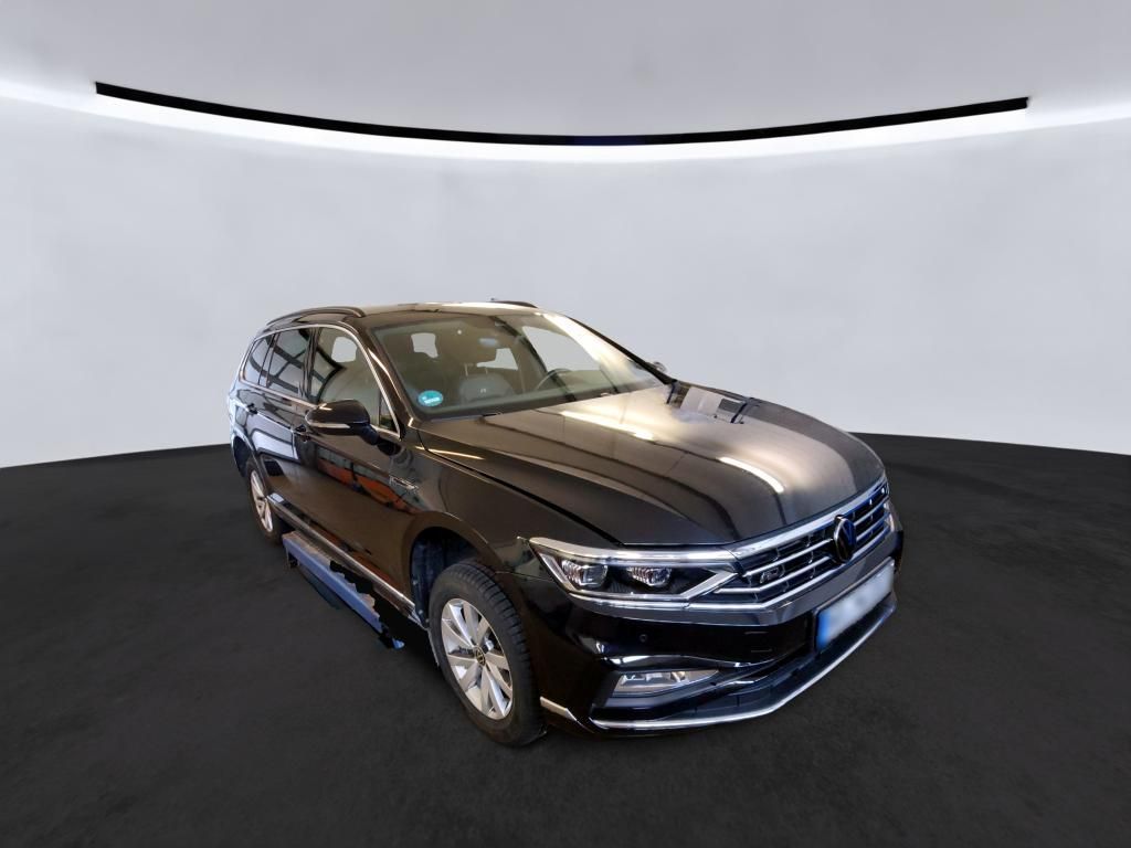 Volkswagen Passat Variant 2.0 TDI DSG 2x R-Line MATRIX VIRT imagem 3