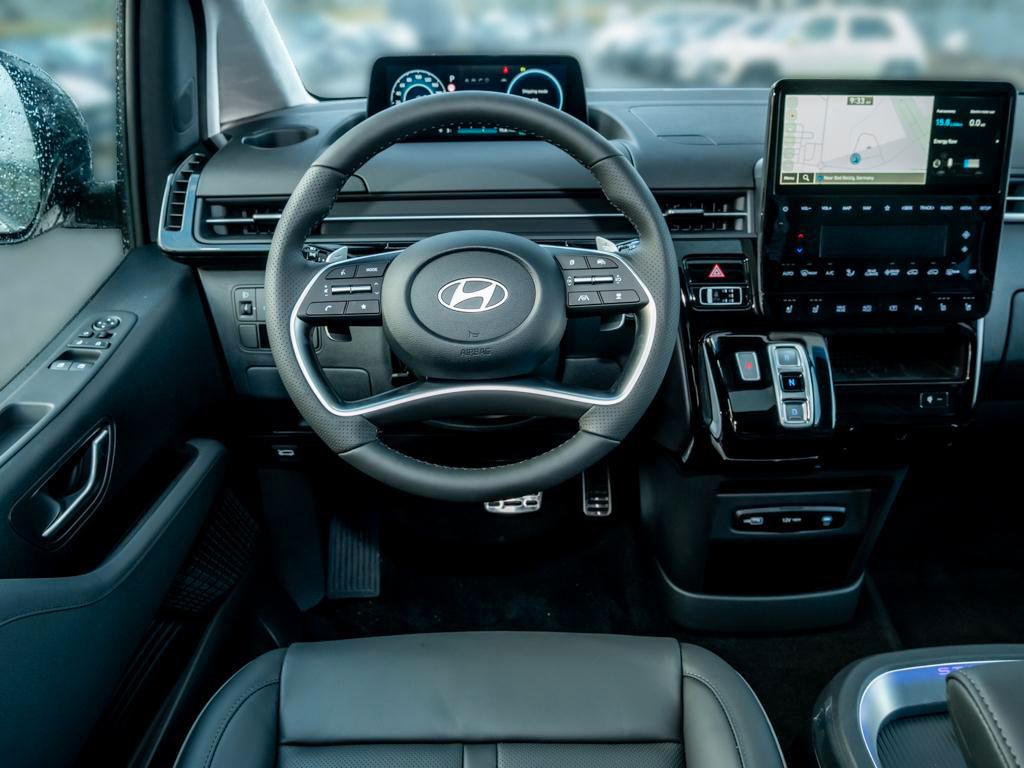 Fahrzeugabbildung Hyundai STARIA 7-Sitzer HEV SIGNATURE Panoramadach