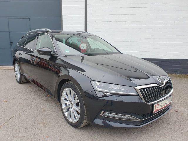 Skoda Superb Premium Edition Pano LED CAM AHK VirtualC