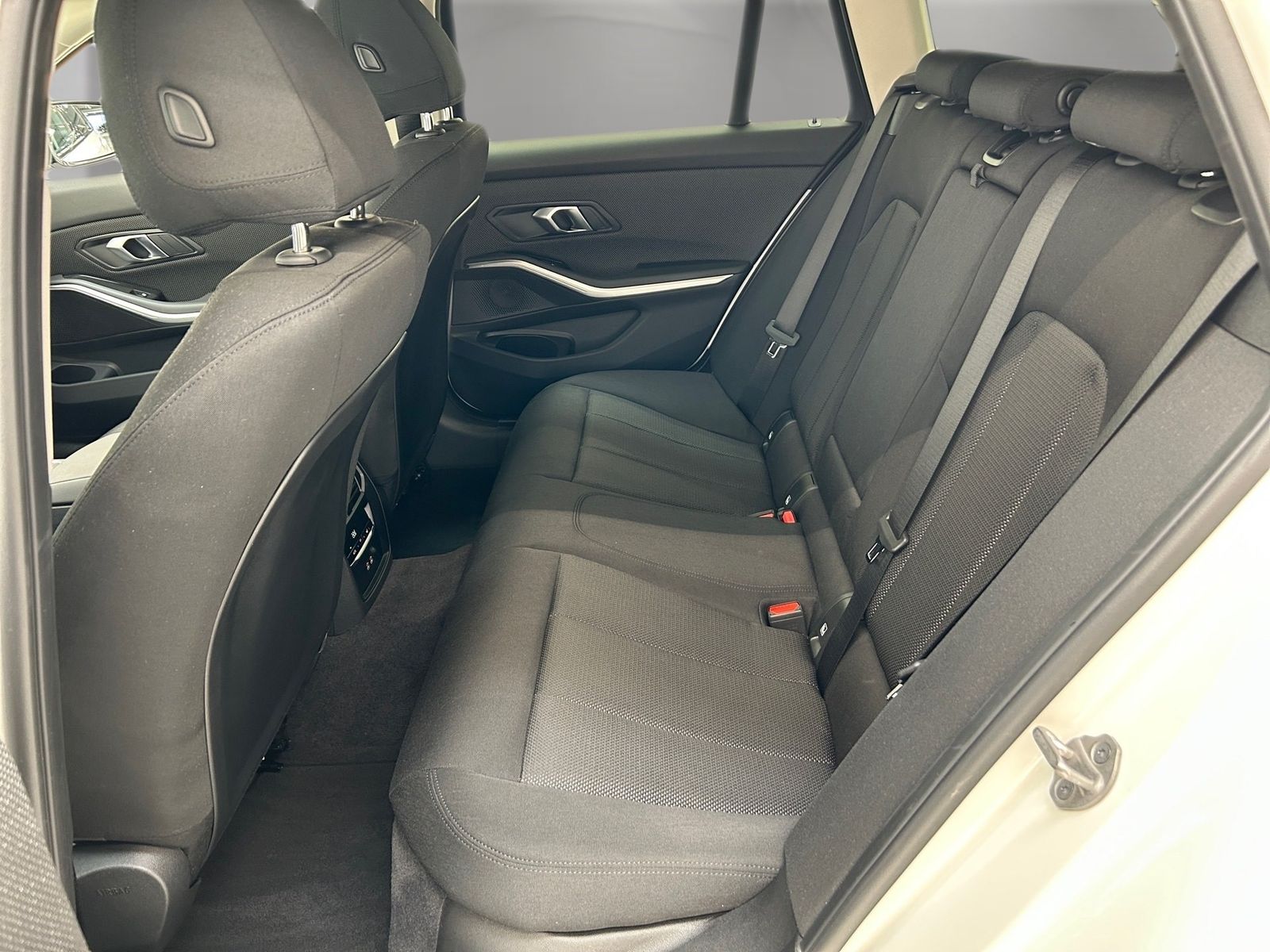 BMW 318 - Bild 13