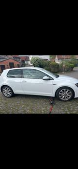 Volkswagen VW Golf 7 zu verkaufen - Volkswagen Golf mit Diesel-Antrieb: Sportwagen