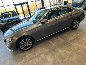 Mercedes-Benz E 400 *4Matic*Avantgarde*Keyless*LED*Kamera*
