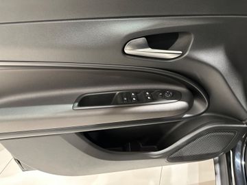 Bild 15 Alfa Romeo Junior Ibrida 1.2 VGT 48V-Hybrid 100 kW Speciale