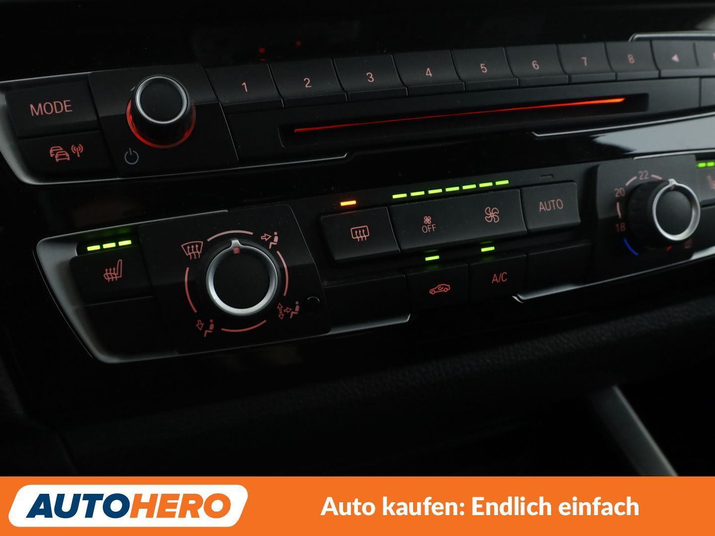 BMW 1er 120i M Sport*NAVI*TEMPO*PDC*SHZ*LIM* foto 24