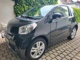 Toyota IQ + 1,33-l-Dual-VVT-i Multidrive S + Navi Leder - Toyota IQ: Automatik