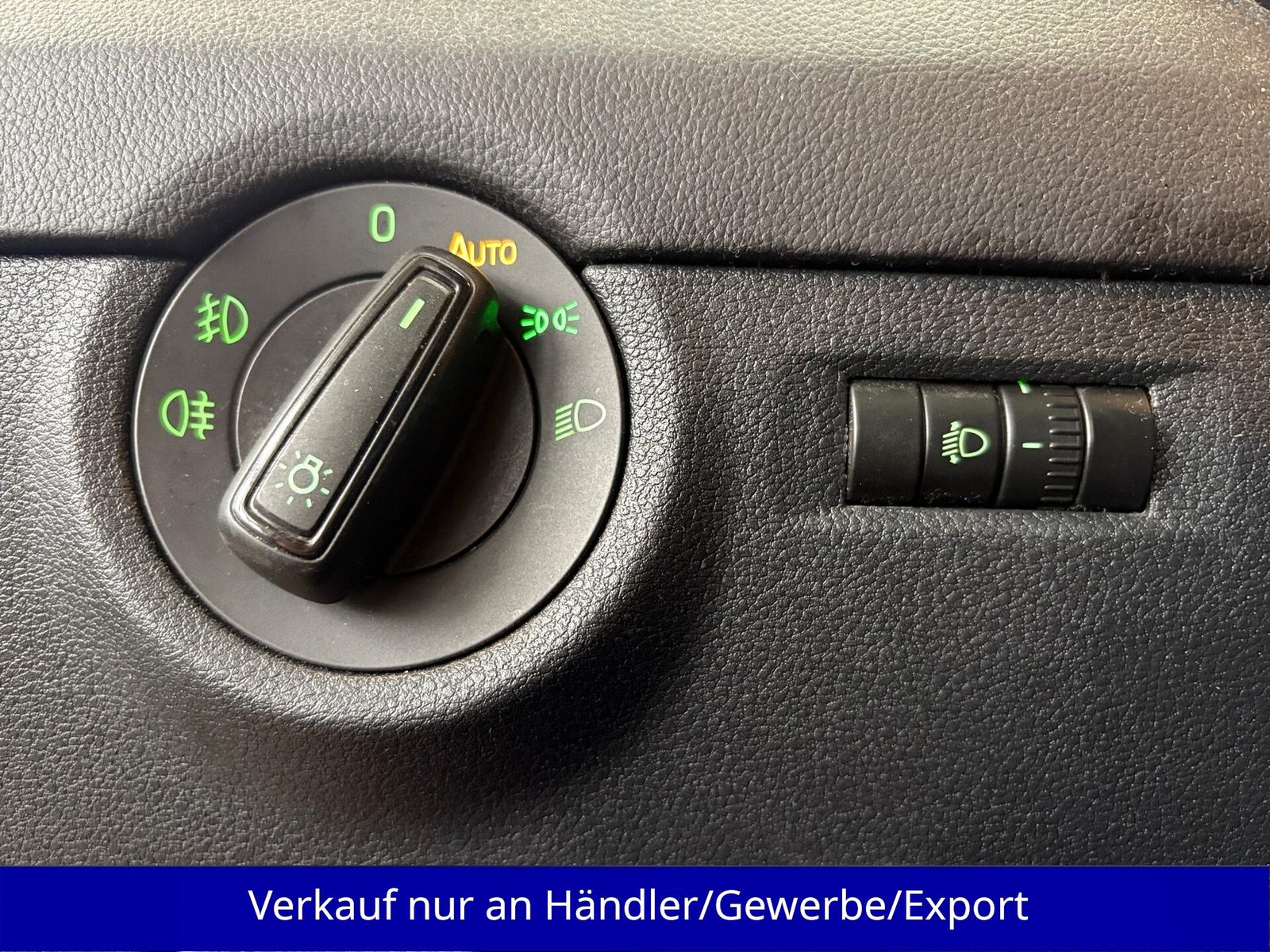 Skoda Octavia 2014 — фото 15