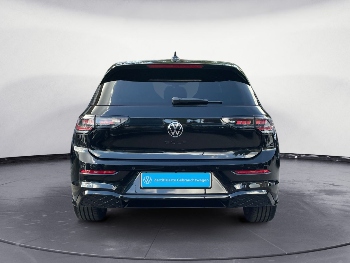 Volkswagen Golf R-Line 1.5 eTSI DSG MATRIX NAVI KAMERA PANO foto 5