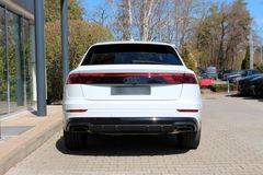 AUDI Q8 50 TDI quattro/ S-LINE/ PANO/ MATRIX/ STANDHZ AUDI Q8 50 TDI quattro/ S-LINE/ PANO/ MATRIX/ STANDHZ