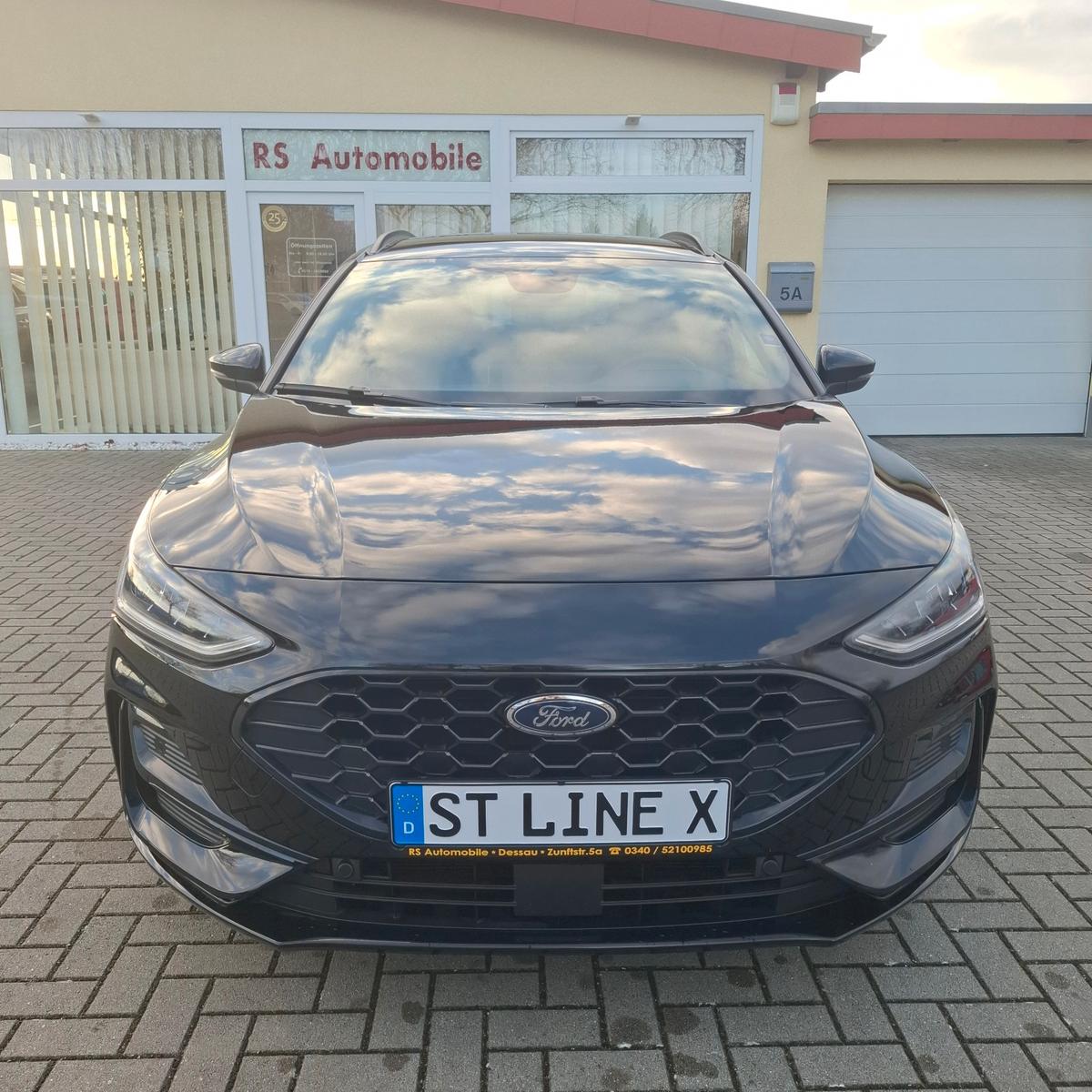 Ford Focus ST-Line X  ACC+Panoramadach+Head-Up+B&O