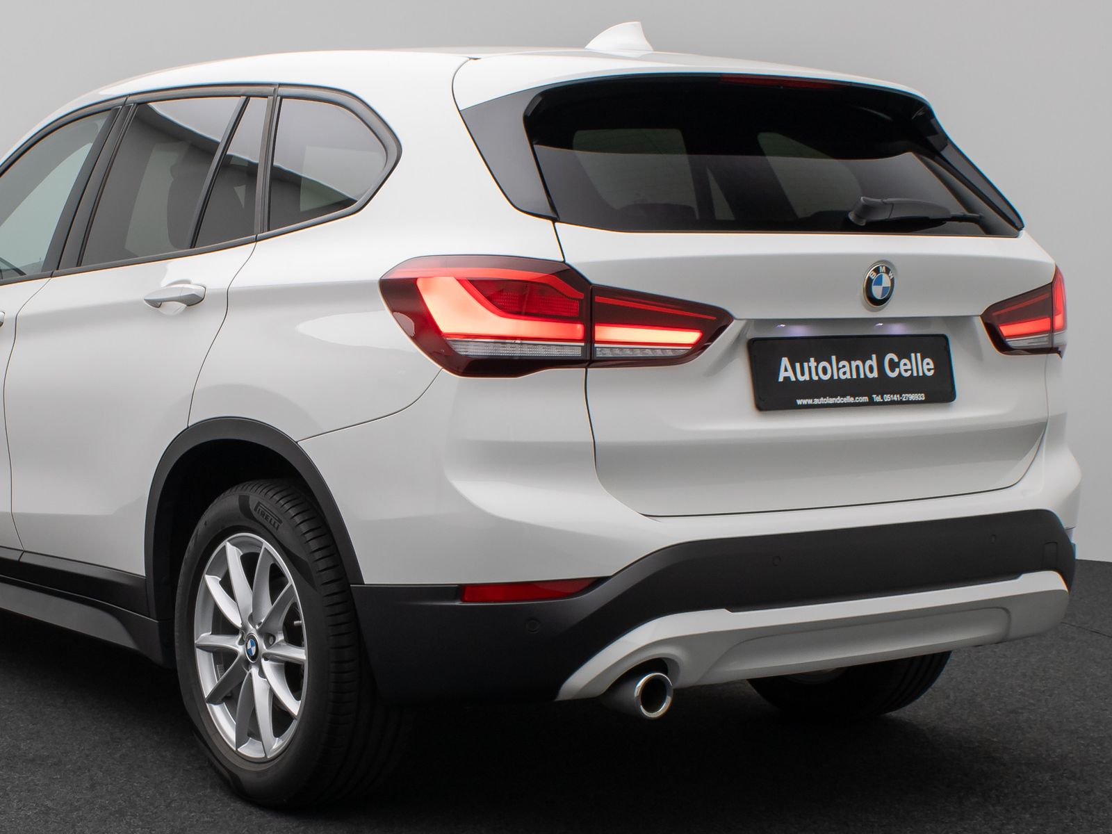 Fahrzeugabbildung BMW X1 sD18i DAB Navi Parkassist Geschwindigkeitsreg