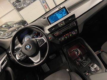 BMW X1 sDrive *1.HAND*19%*NAVI*PDC*TEMPOMAT*