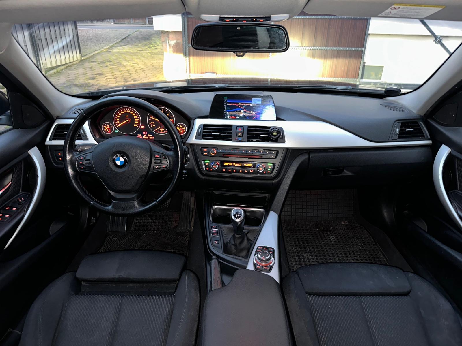 BMW 320 2013 — photo 11