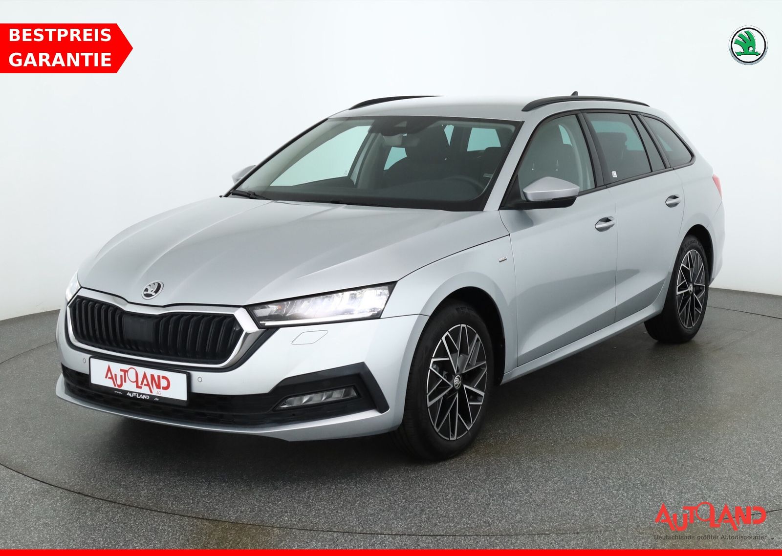 Skoda Octavia Combi 2.0 TDI DSG Clever LED Navi Kamera