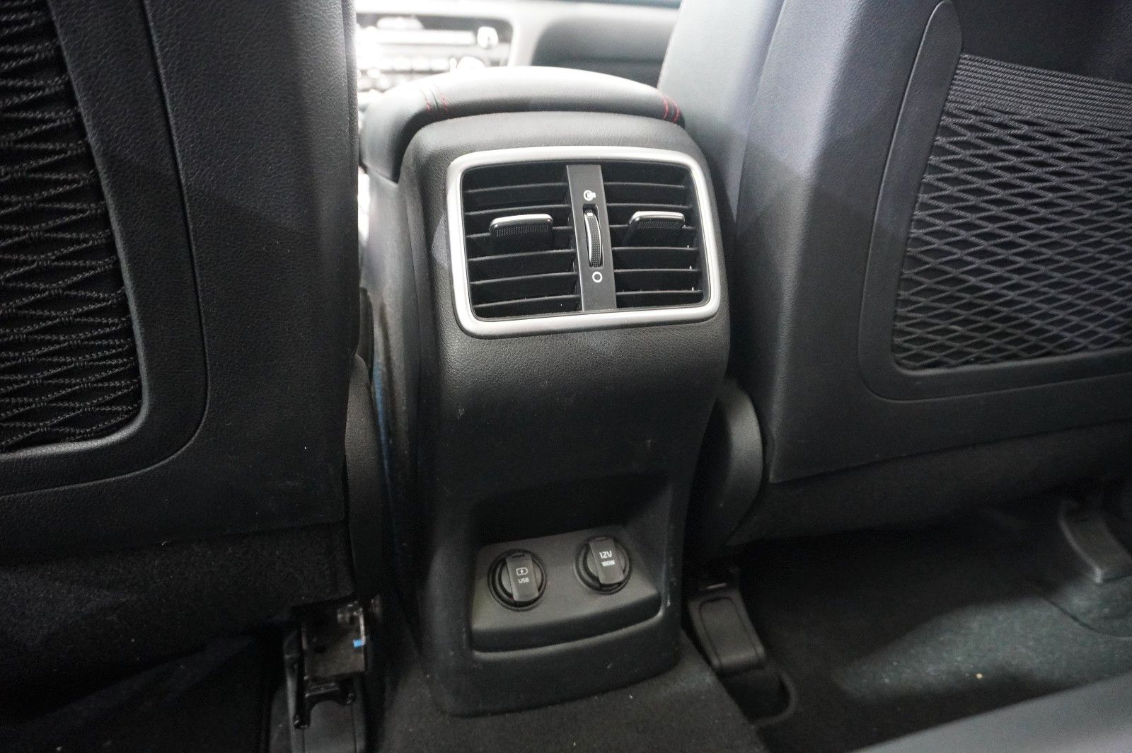 Fahrzeugabbildung Kia Sportage 2.0D GT-LINE AWD NAVI/LED/360°/PANO/AHK