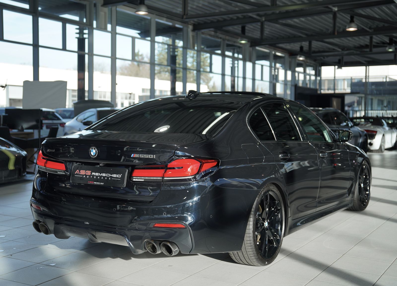 Bmw M550