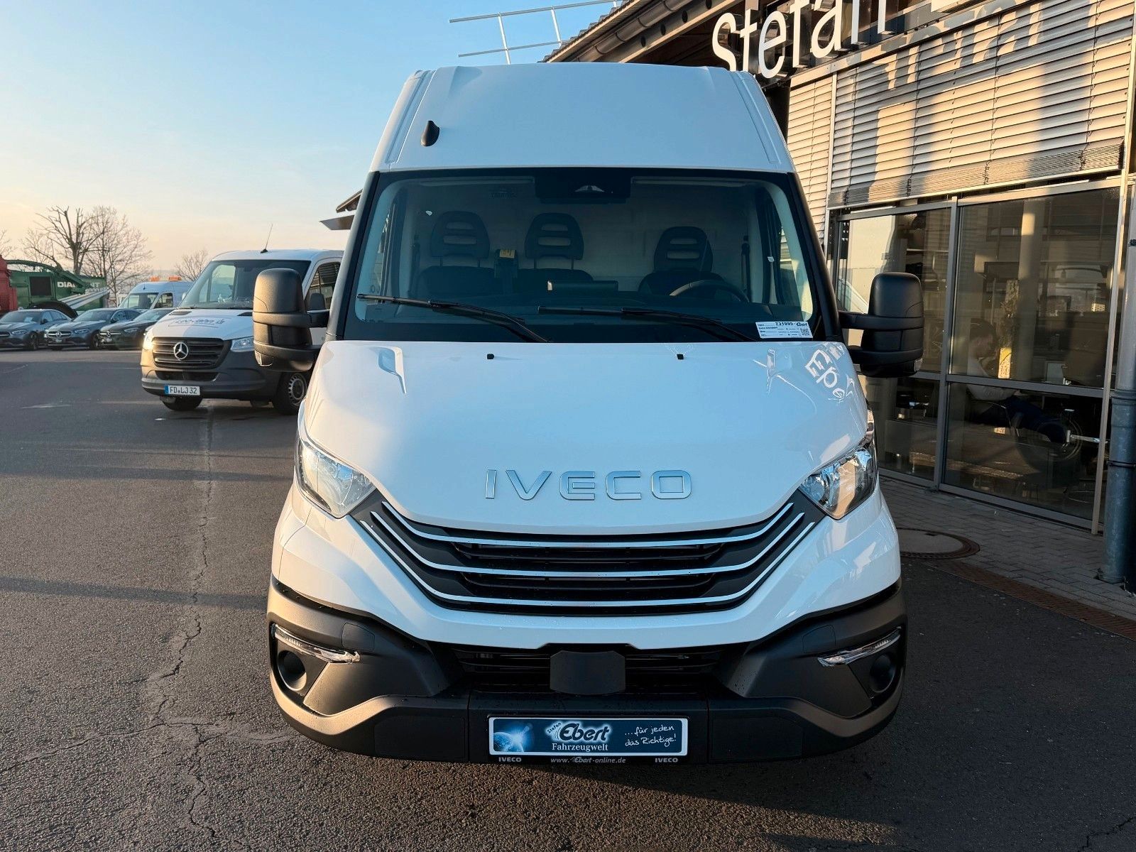 Fahrzeugabbildung Iveco Daily 35S18 HA8 *R4.100mm*Automatik*Kamera*ACC*