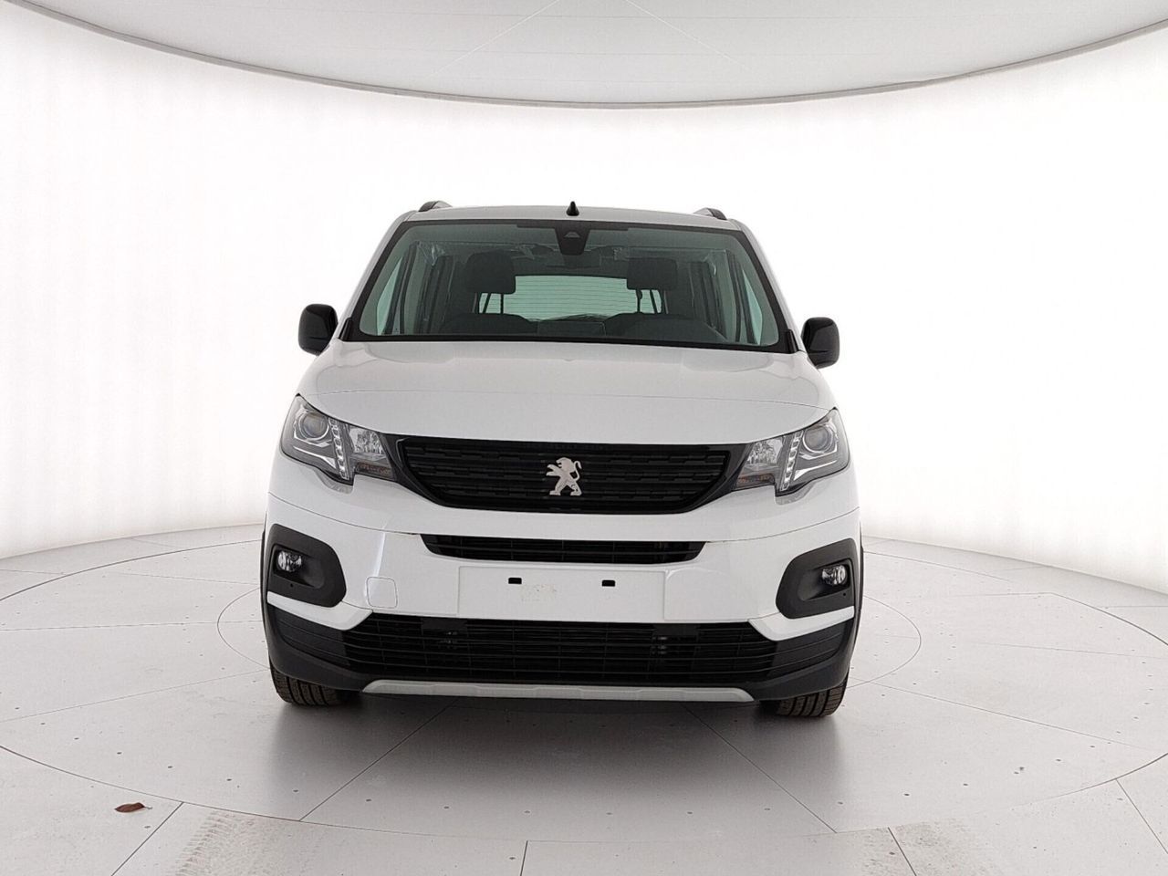 Other Peugeot e-Rifter elettrico 136 CV 50kWh GT Stand imagem 2
