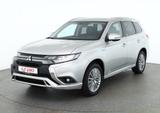 Mitsubishi Outlander 2.4Hybrid PHEV Plus 4WD LED AHK Kamera - Mitsubishi Outlander Gebrauchtwagen in Dresden