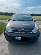 Kia Rio 1.4, Klima, Nichtraucherfahrzeug - Kia Rio: Kombi