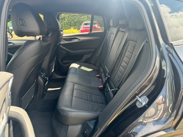 Fahrzeugabbildung BMW X4 M40 Leder+HUD+LED+HarmanKardon+Spur+Toterwink