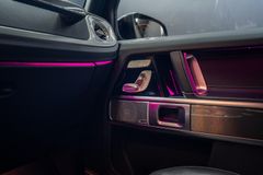 MERCEDES-BENZ G 400 d*AHK*360*BURM*LED*LEDER*MB100* MERCEDES-BENZ G 400 d*AHK*360*BURM*LED*LEDER*MB100*