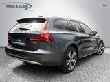 Volvo V60 Cross Country B5 AWD Ultimate - Volvo: C 60