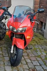 Honda VFR 800 Fi - HONDA VFR 800F