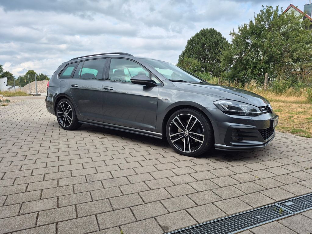 Image of Volkswagen Golf