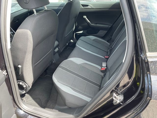 Polo Style AHK-abnehmbar Navi Digitales Cockpit