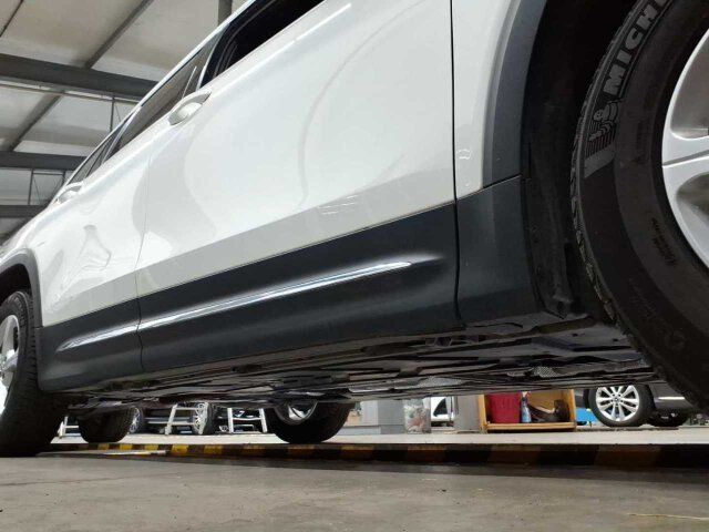 Fahrzeugabbildung Mercedes-Benz GLB 200d Progr AHK Pano MLED HighEndMBUX Busines
