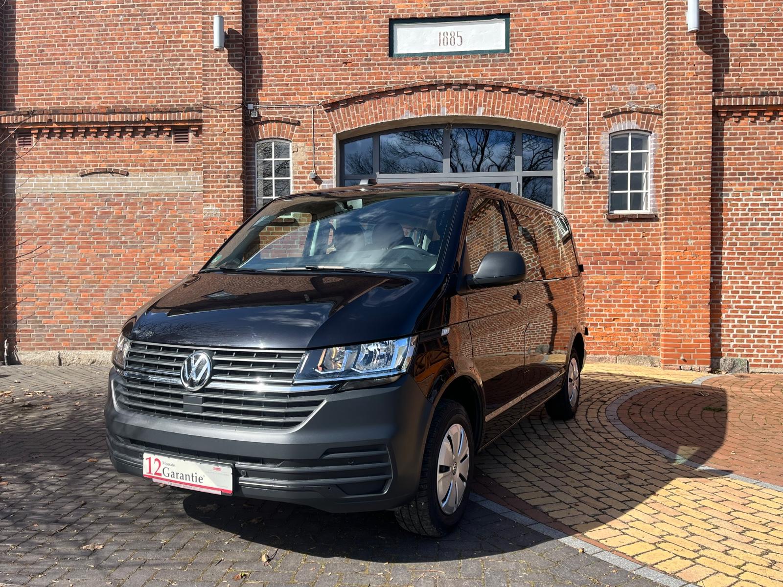 Volkswagen T6.1 Transporter Kombi 9 Sitzer