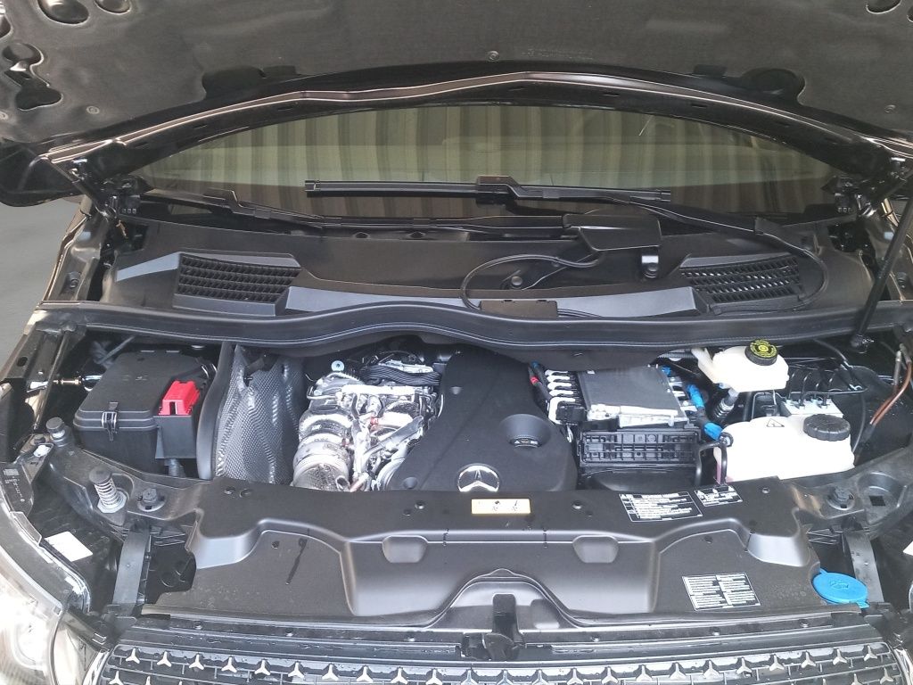Fahrzeugabbildung Mercedes-Benz V 300 d AVANTGARDE Lang AHK*Leder*Navi*Standh.