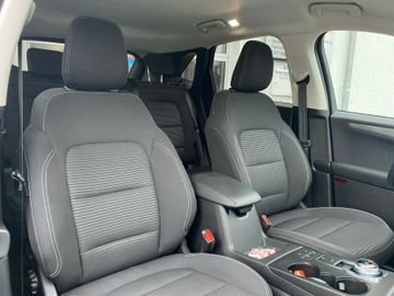 Fahrzeugabbildung Ford Kuga Titanium Navi ACC Head-Up Kamera Winterpkt.