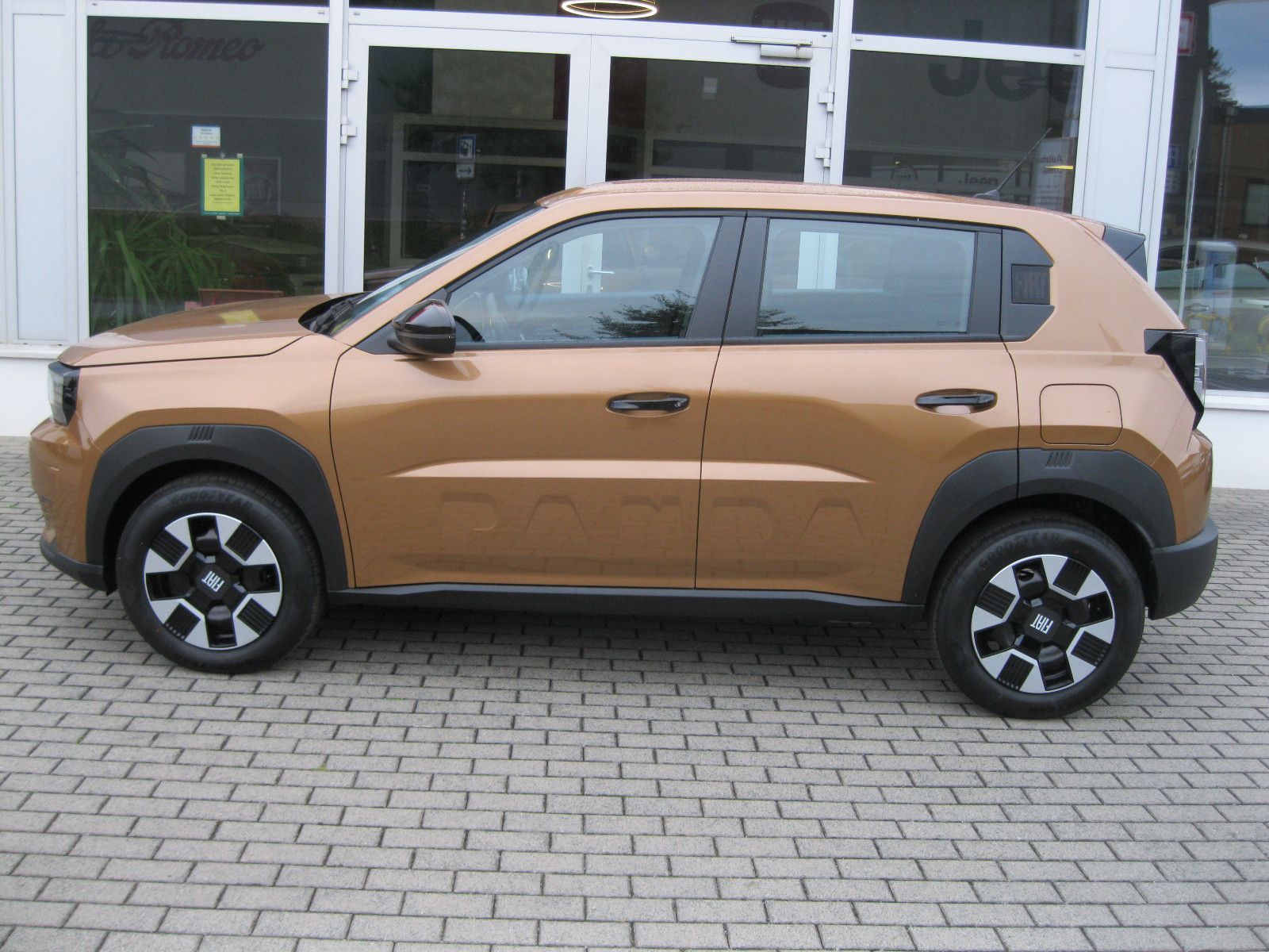Fiat Grande Panda Icon Hybrid 1.2 eDCT imagem 3