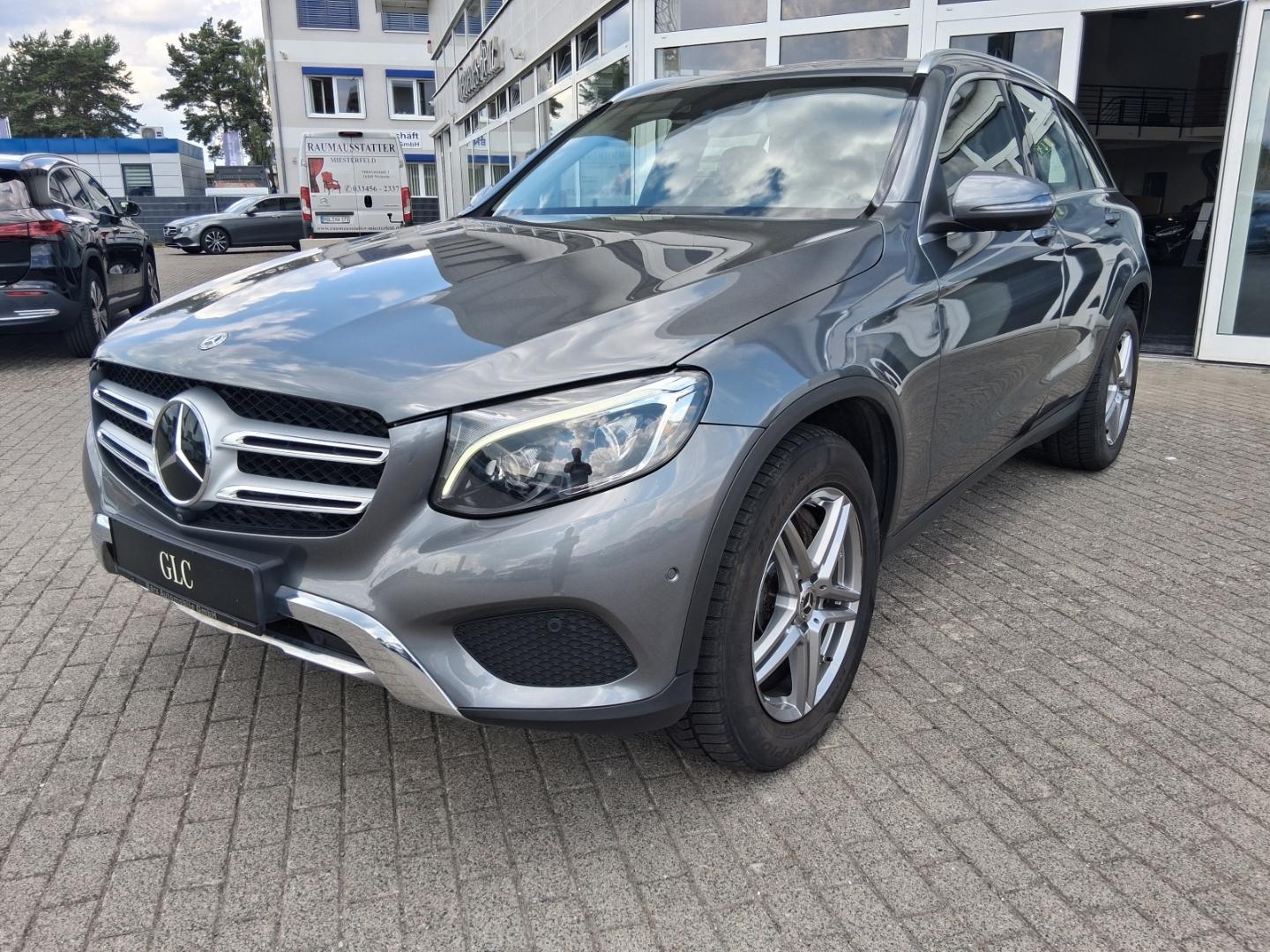 Mercedes-Benz GLC 250 d 4Matic Sthzg.+Distronic+Kamera+LED